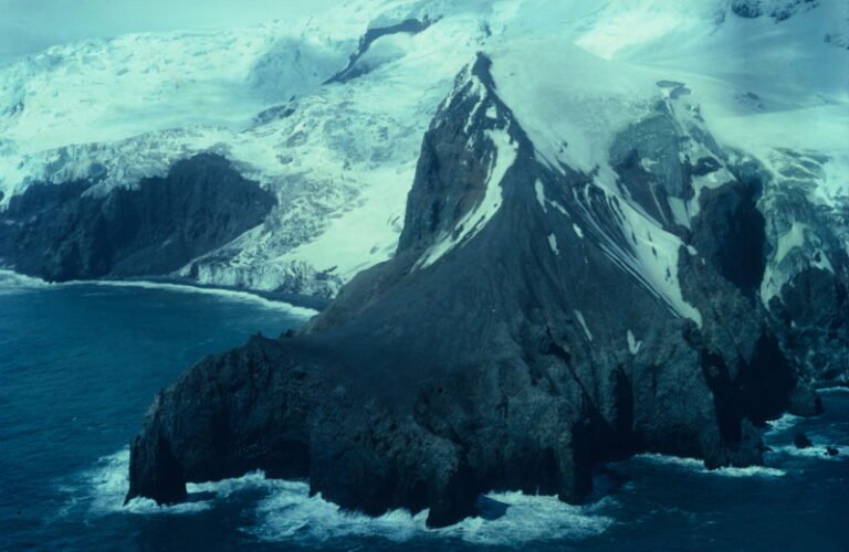 The most remote island in the world: Bouvet Island - Cosmundus